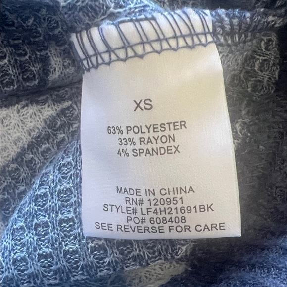 NWT Women's Olive & Oak Waffle Stars Long Sleeve Top MSRP $40 (A) - Picture 7 of 7